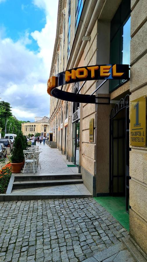Georgian House Hotel Kutaisi Ngoại thất bức ảnh