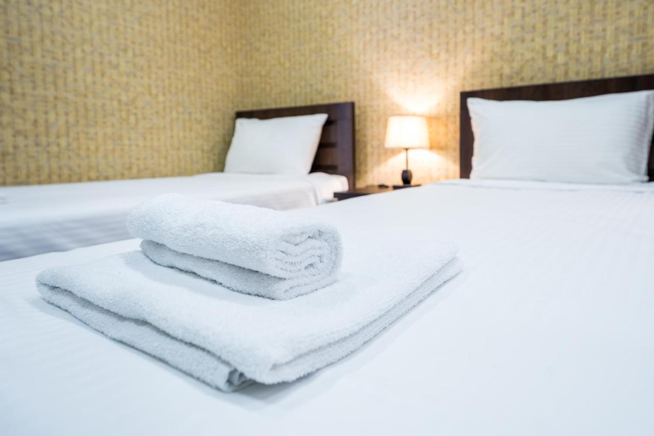 Georgian House Hotel Kutaisi Ngoại thất bức ảnh